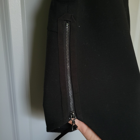 Leifsdottir Cropped Pullover - Picture 3 of 6